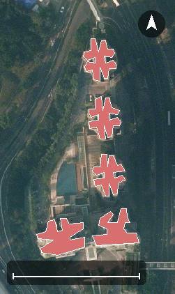 君滙港航空影像，5 座樓宇輪廓按風水評分上色，綠色分高、紅色分低