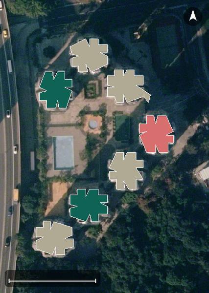 金獅花園２期航空影像，7 座樓宇輪廓按風水評分上色，綠色分高、紅色分低